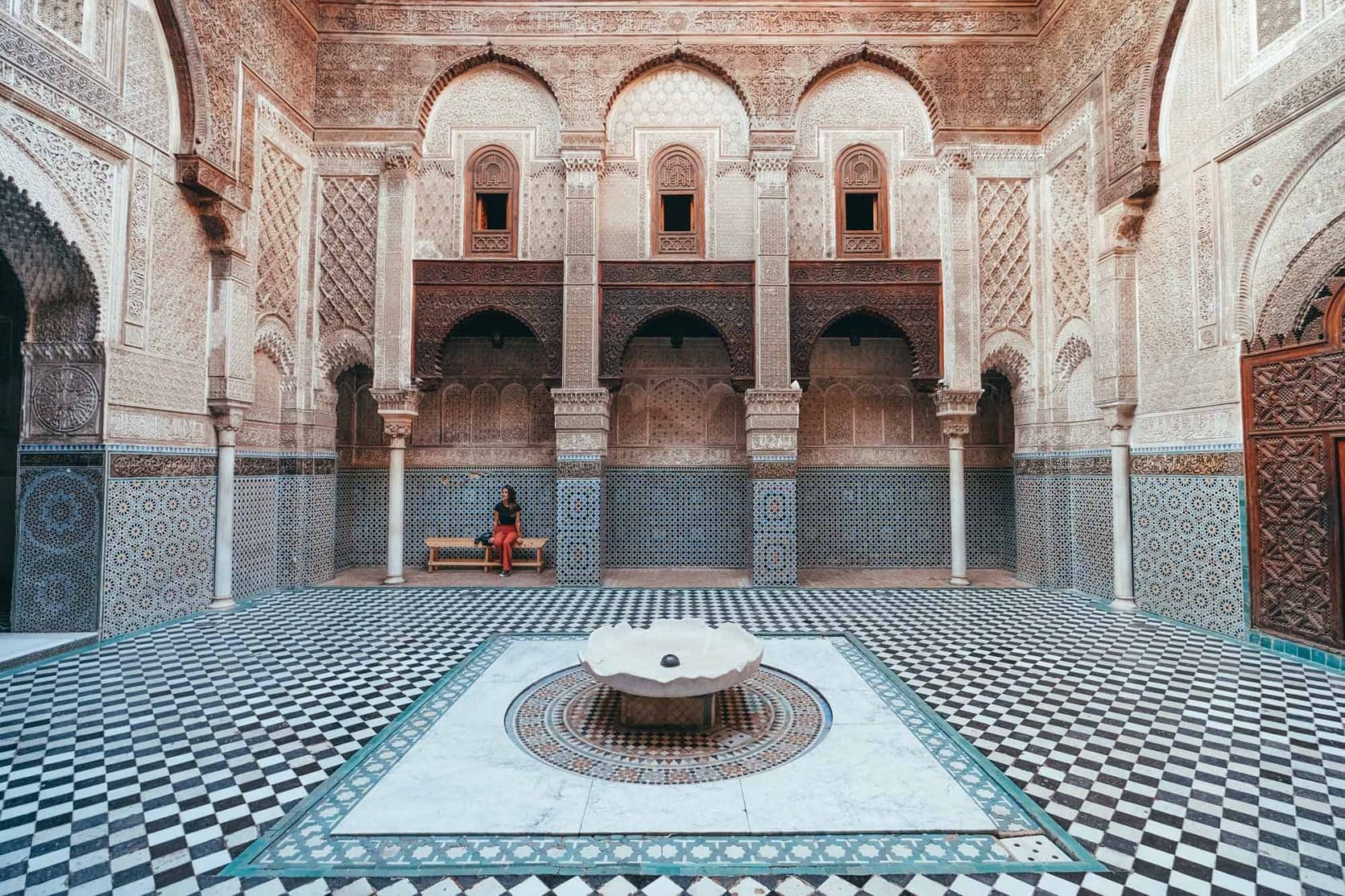 where to stay in fez